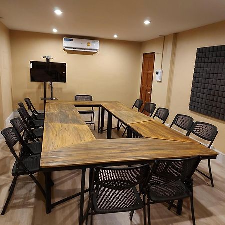 Pilgrim'S Kitchen & Inn Szavannakhet Kültér fotó