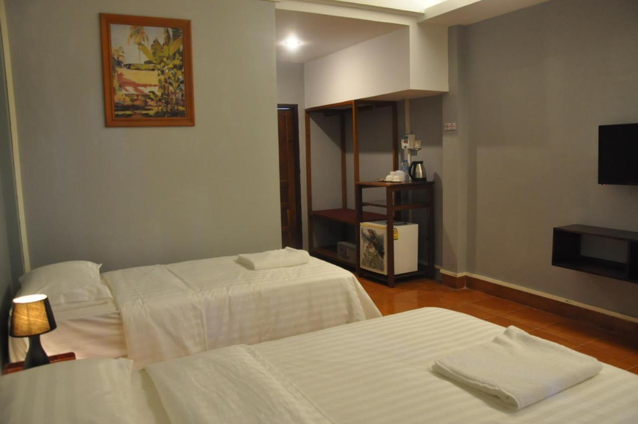 Pilgrim'S Kitchen & Inn Szavannakhet Kültér fotó