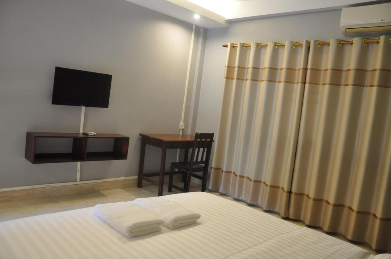 Pilgrim'S Kitchen & Inn Szavannakhet Kültér fotó